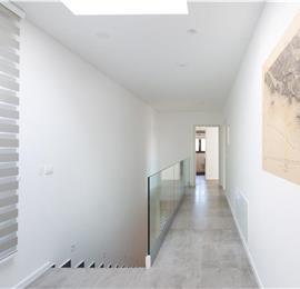 4 Bedroom Villa with Pool near Milna, Brac Island Sleeps 8 